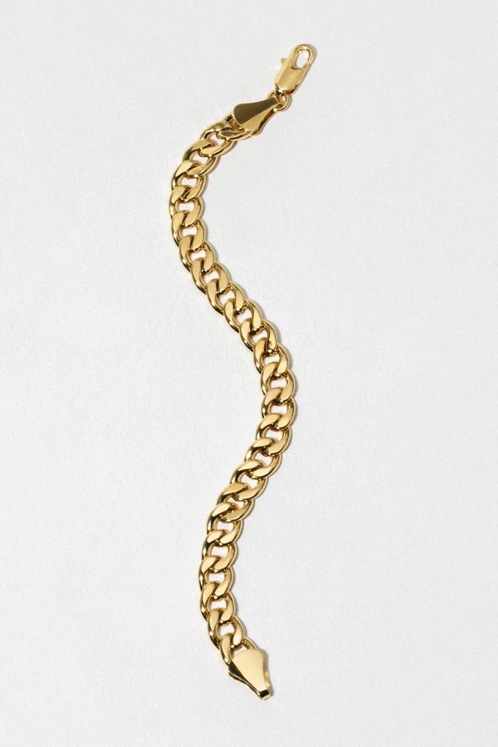 Elegant Gold-Toned Curb Chain Bracelet - Image 2