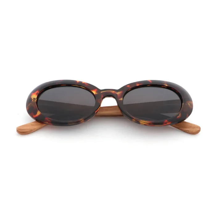 Stylish Oval Tortoiseshell Sunglasses With Wooden Temples - Image 2