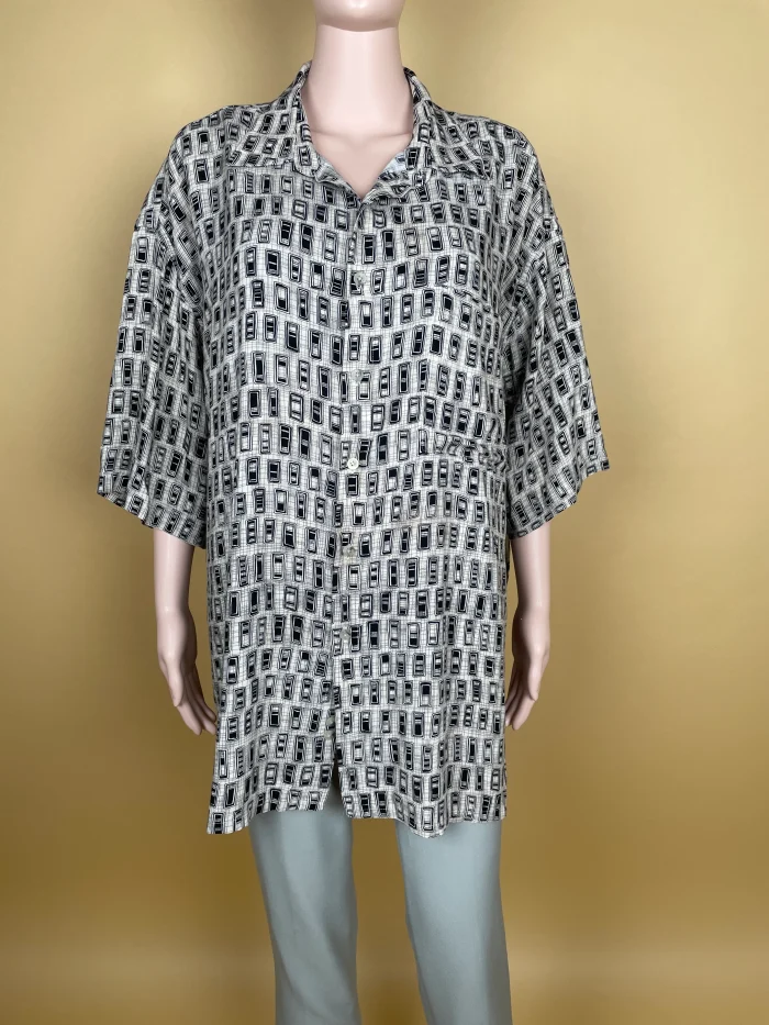 Elegant Oversized Printed Shirt - Image 2