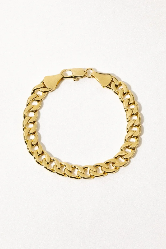 Elegant Gold-Toned Curb Chain Bracelet - Image 1
